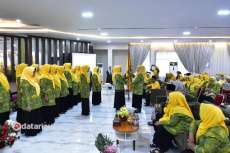 Putri Varadina Resmi Dilantik Sebagai Ketua Pengajian Al Hidayah Pekanbaru, Ini Program yang Akan Dijalankan